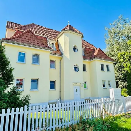 Kurpark Apartament *