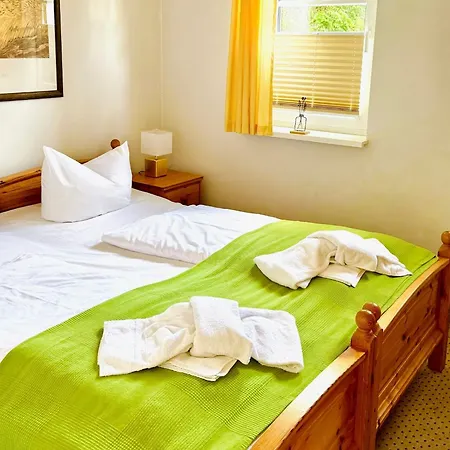 Kurpark Apartament *